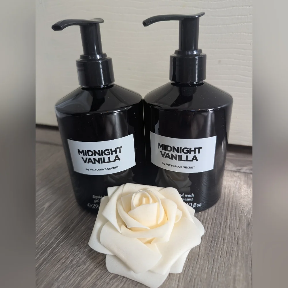 Victoria's Secret Midnight Vanilla Hand Soap - Set 2